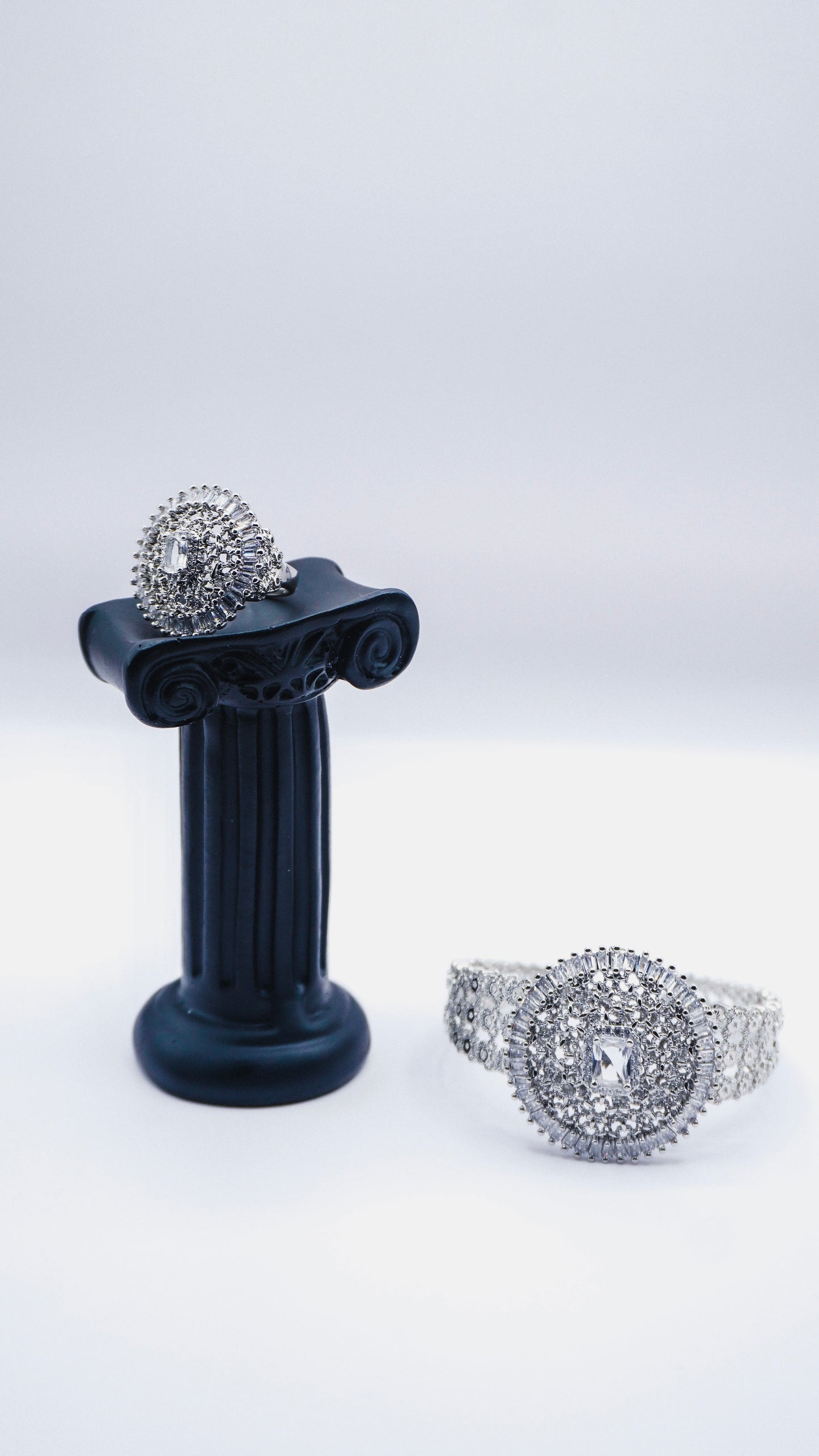Gladys Bangle Set