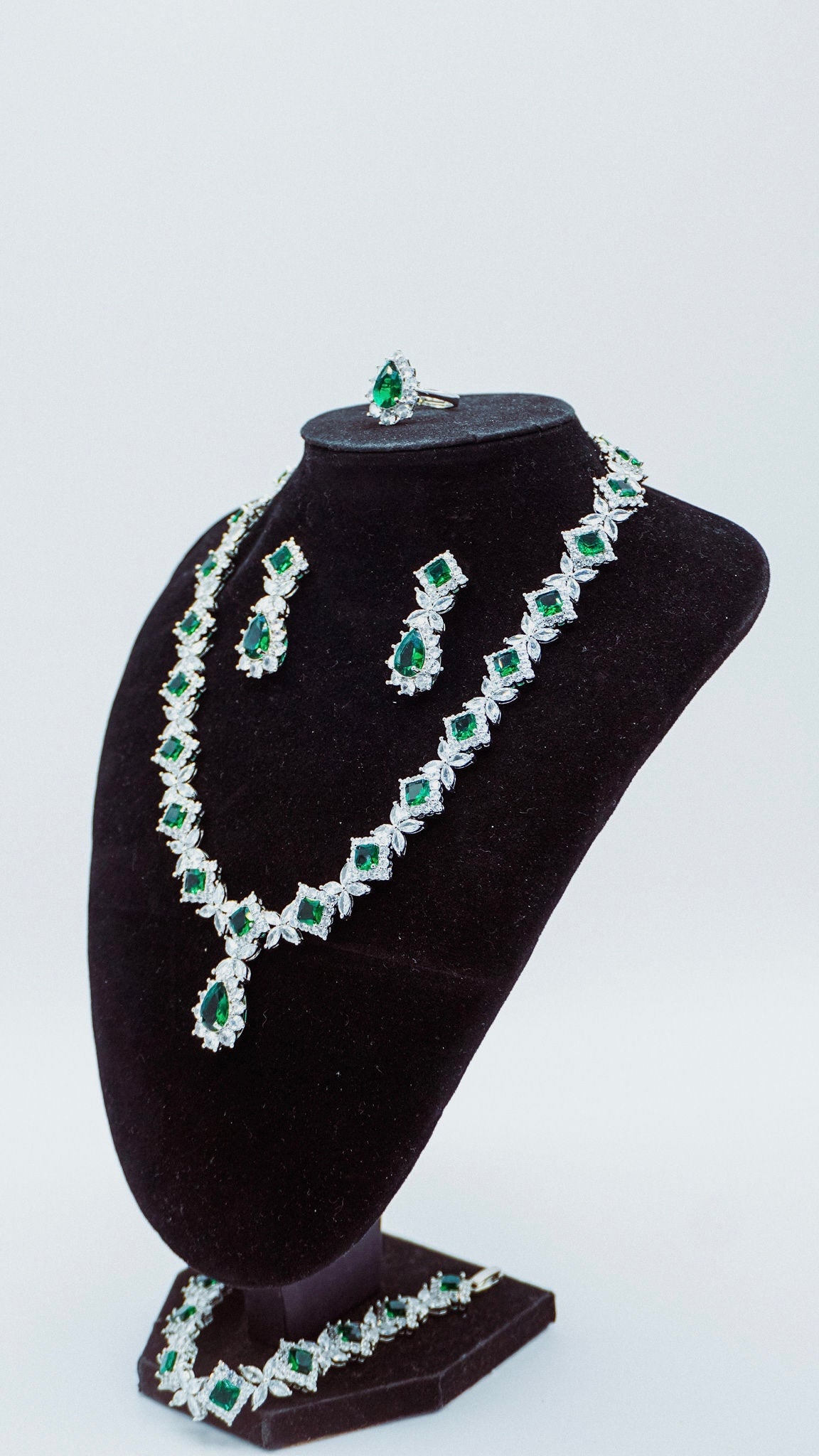 Ya-Queen Set