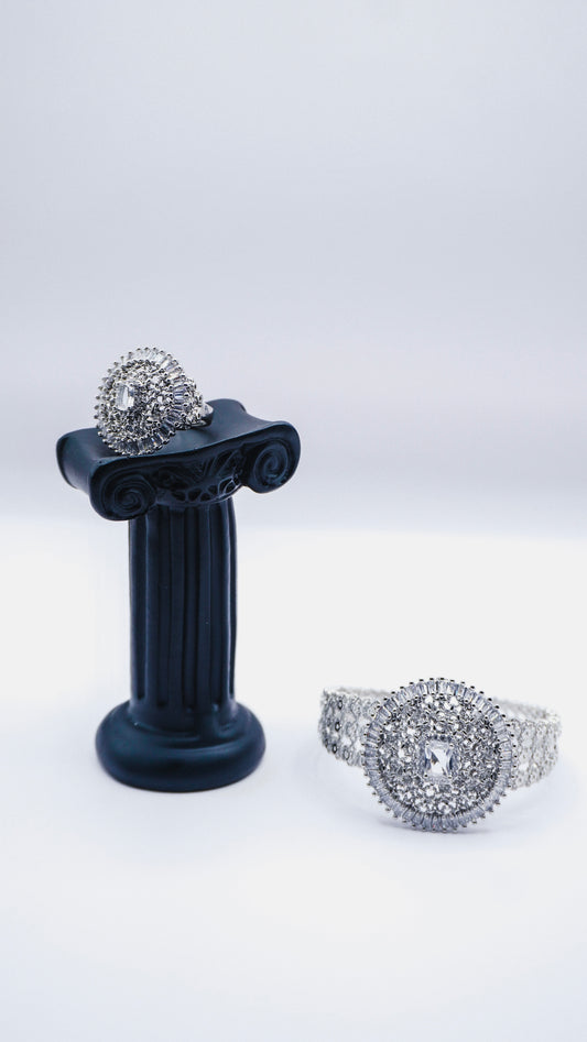 Gladys  Bangle Set